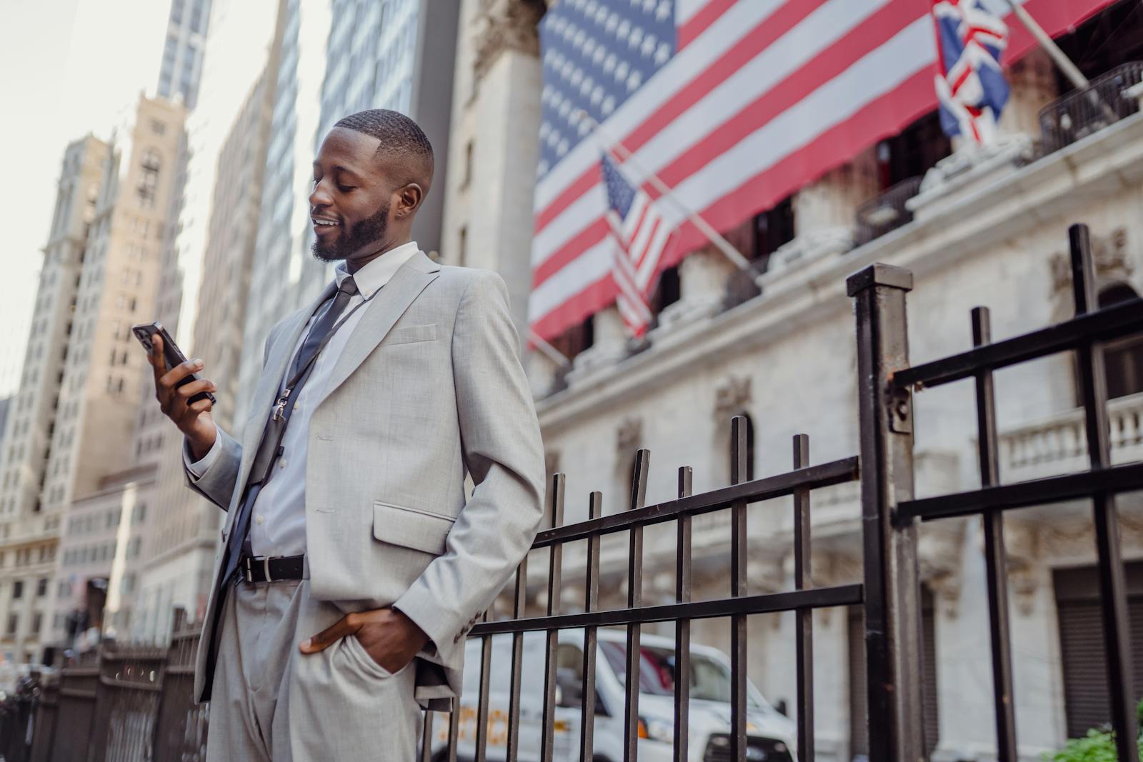 a man found out how fragrances affect confidence